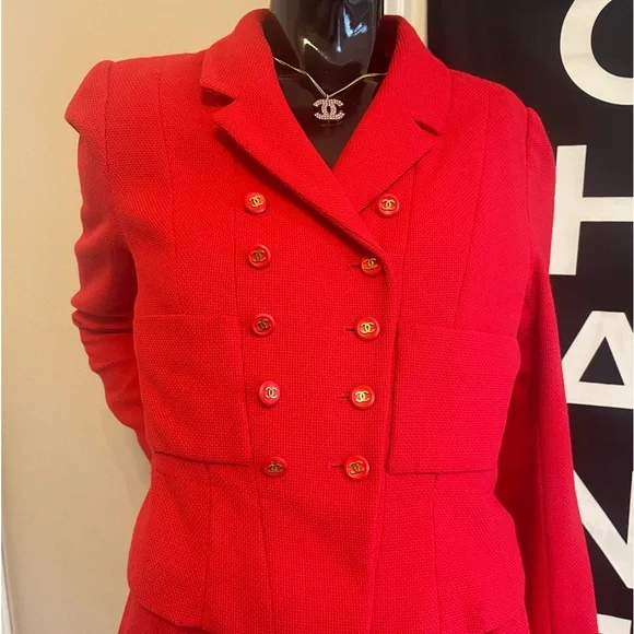 CHANEL red blazer
Vintage 1995 Dress skirt Set
Size S/XS US 2 FR34 preloved - Picture 5 of 15